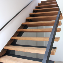 Construire un Escalier de Secours Conforme aux Normes Alfortville